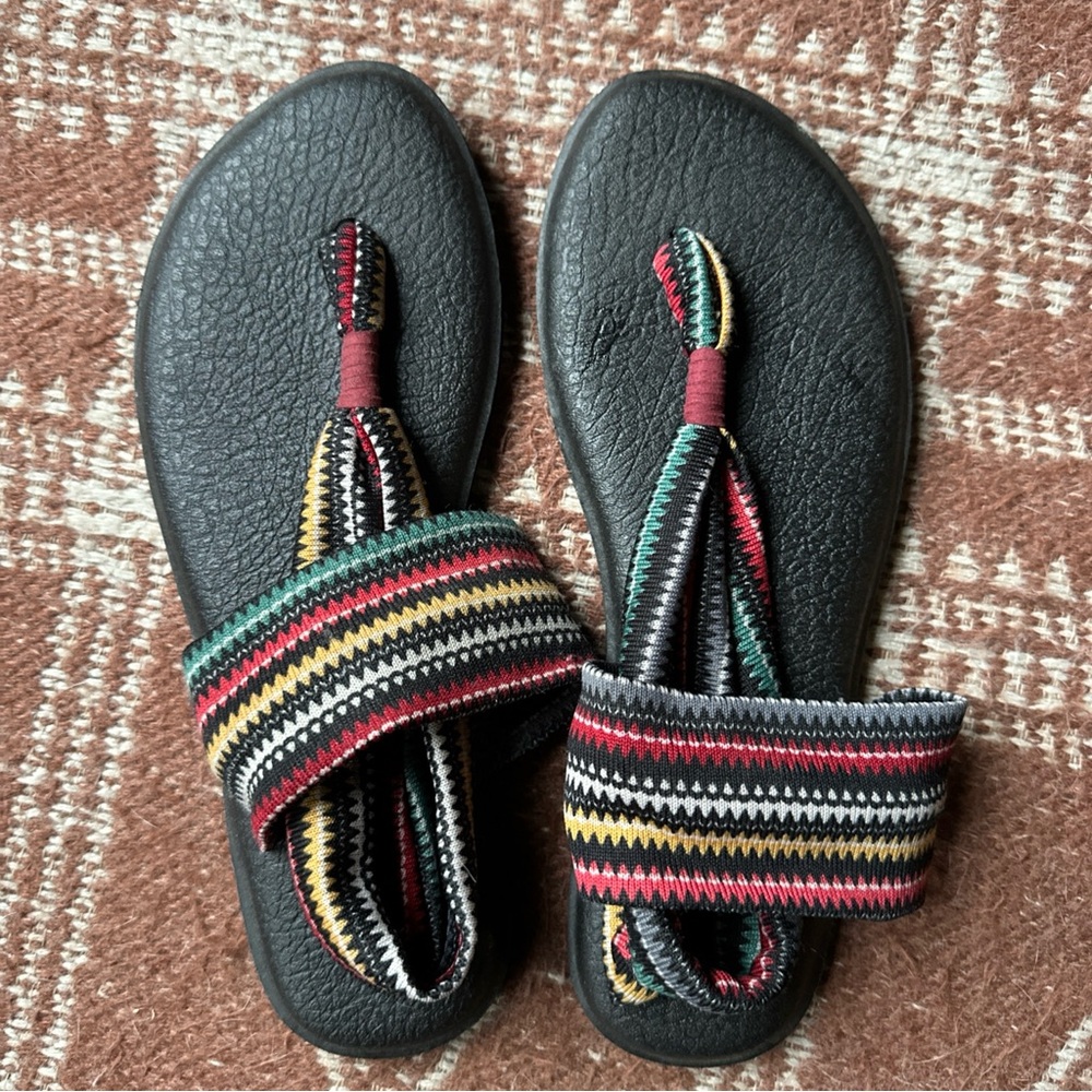 Sanuk Multicolor Striped yoga mat Sandals boho